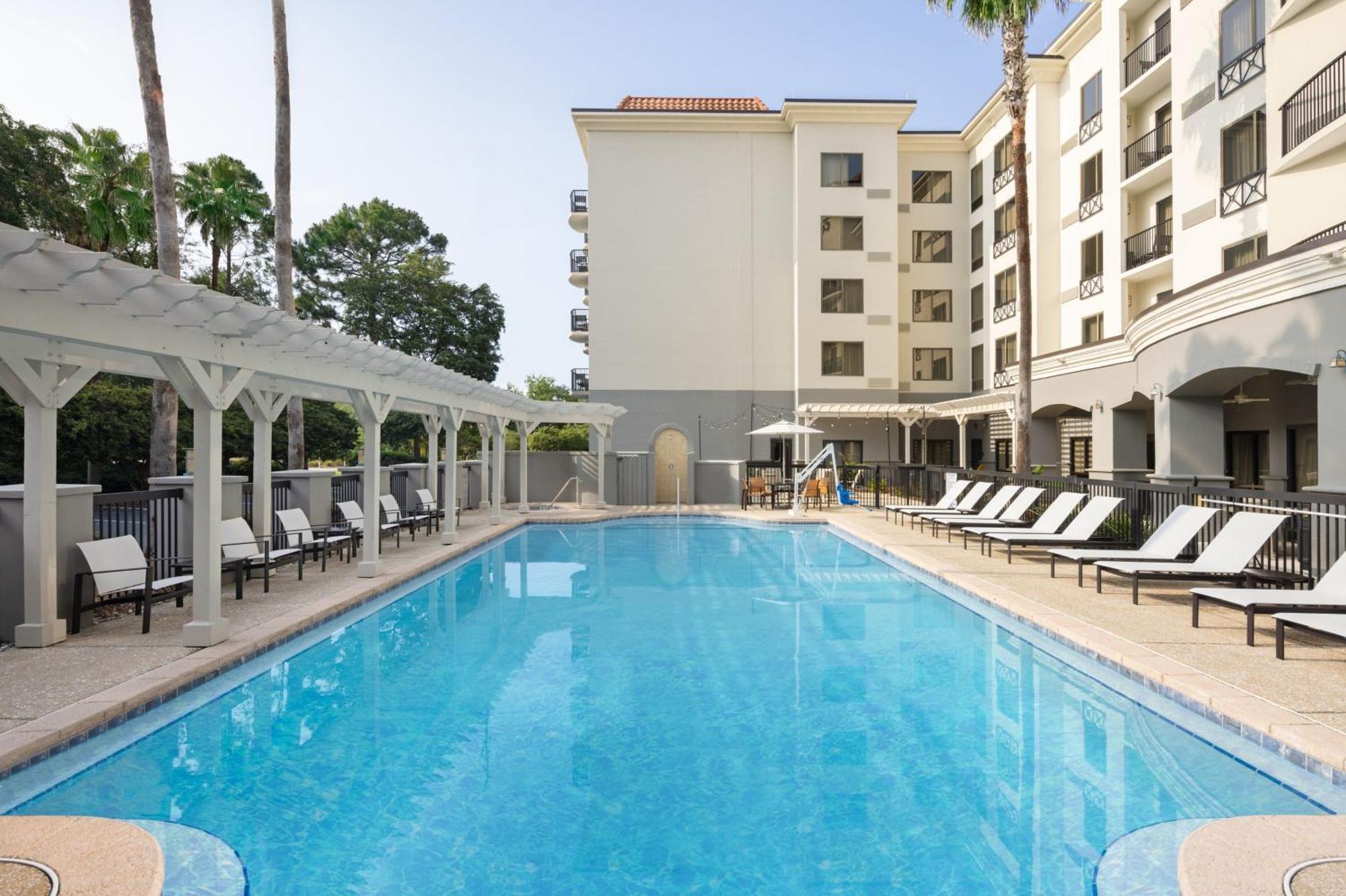 Courtyard By Marriott Sandestin At Grand Boulevard Hotel Miramar Beach Bagian luar foto